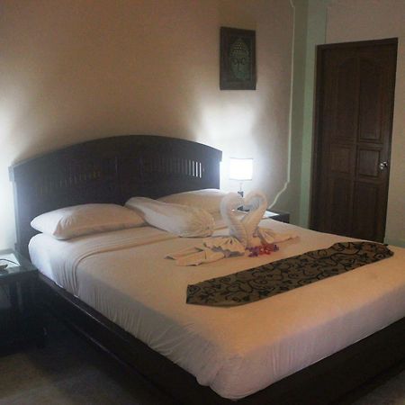 Pondok Bambu Dive Resort 甘地达萨 外观 照片