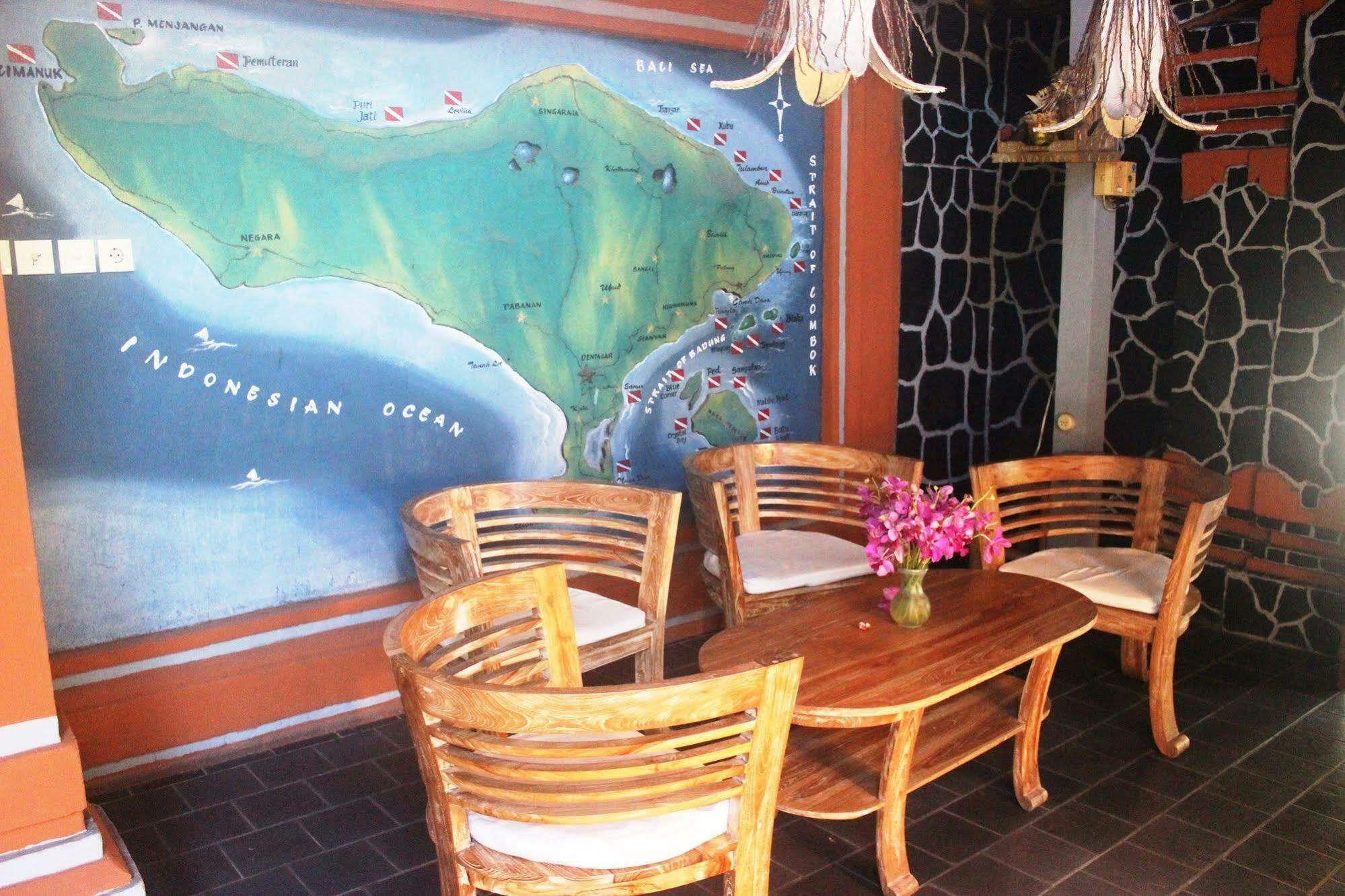 Pondok Bambu Dive Resort 甘地达萨 外观 照片